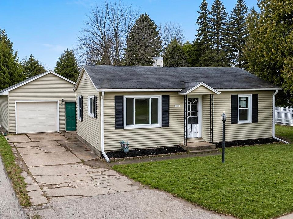 1st image of 1705 30th Ave