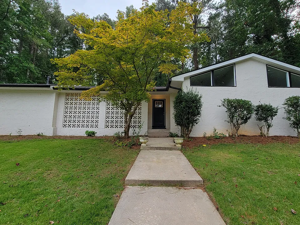 5320 Orange Dr SW