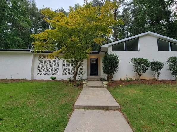 5320 Orange Dr SW, Atlanta, GA 30331
