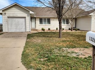 1328 W Nottingham Cir, Wichita, KS 67204