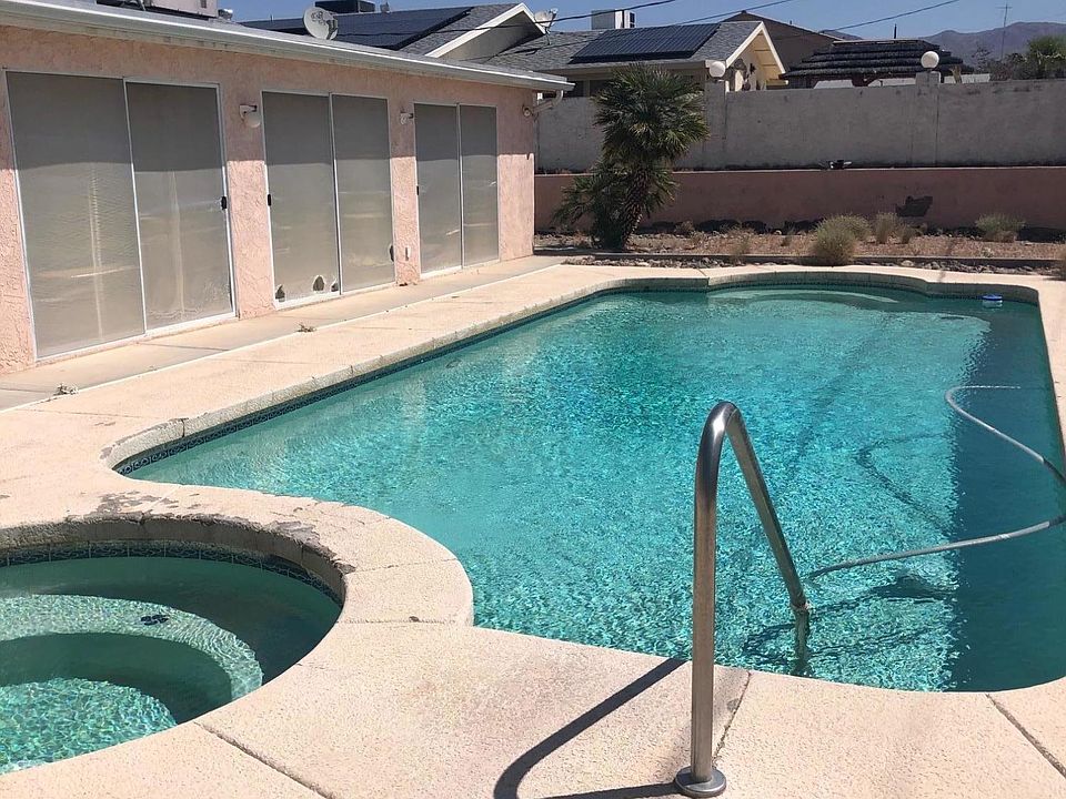 2nd image of 448 Sunfield Dr