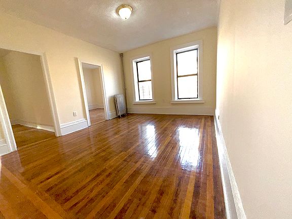 3rd image of 153 Vermilyea Ave APT 4B