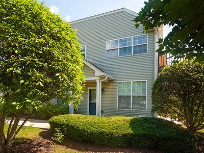 1852 Golden Gate Ln #0, Naperville, IL, 60563