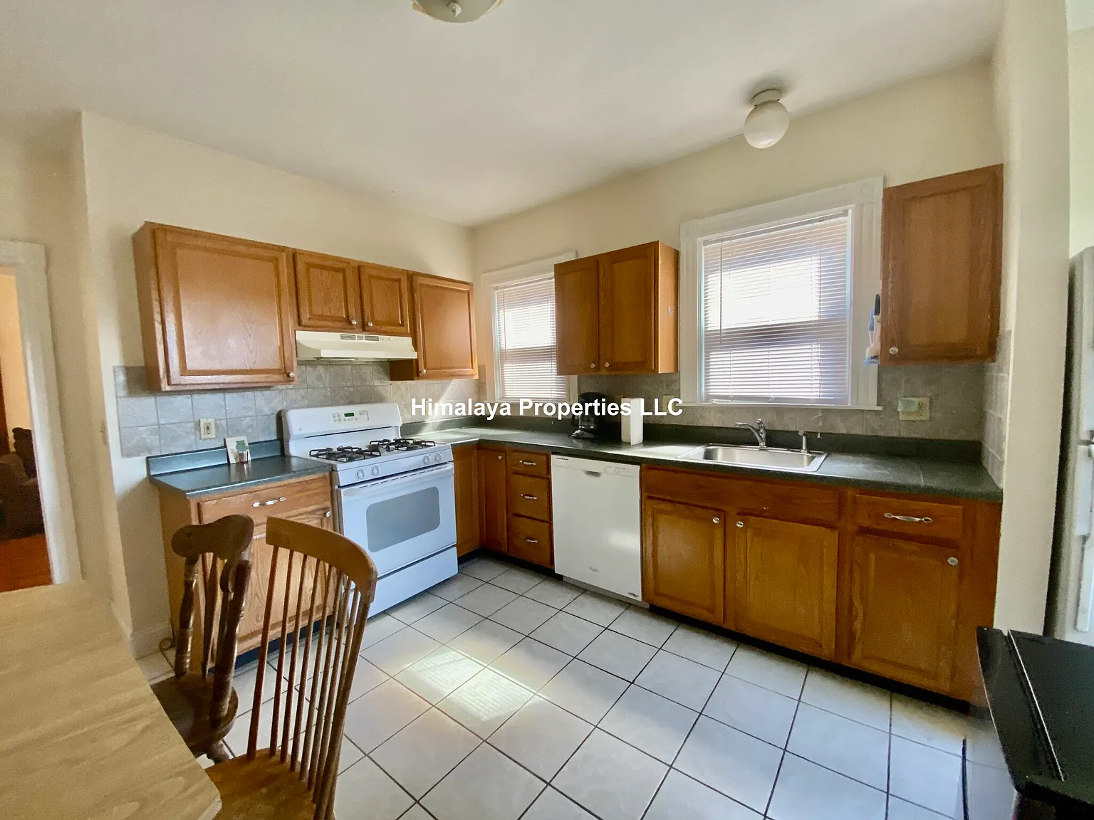 42 Bromfield Rd — Photo 1