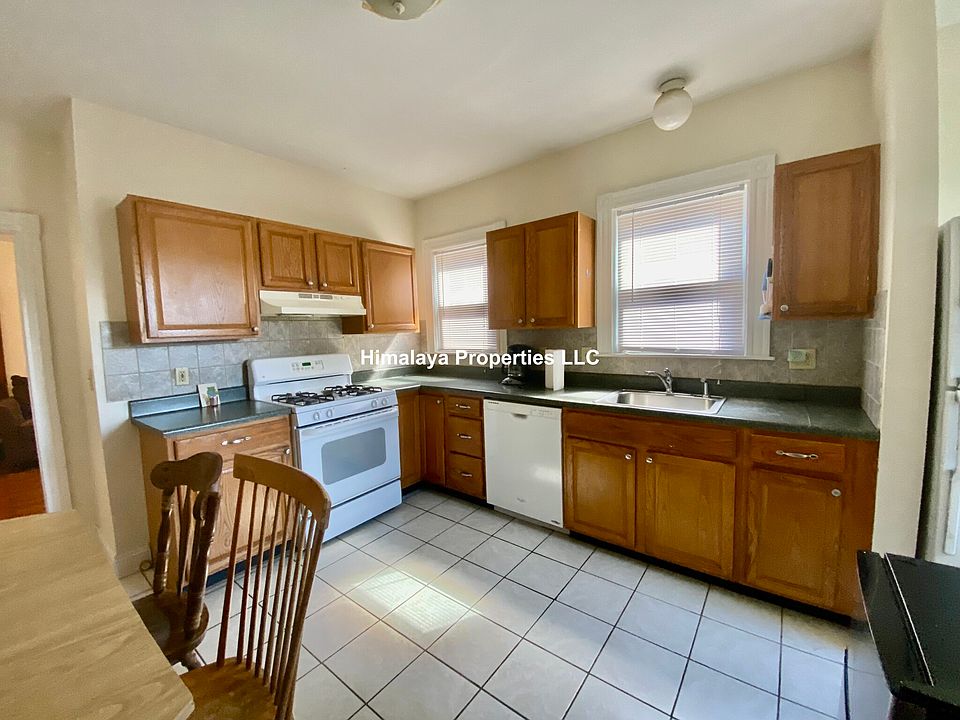 1st image of 42 Bromfield Rd #2