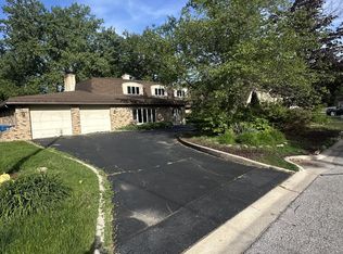 2621 Hickory Dr, Dyer, IN 46311