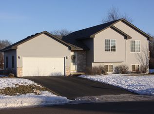 1350 Pheasant Run, New Richmond, WI 54017