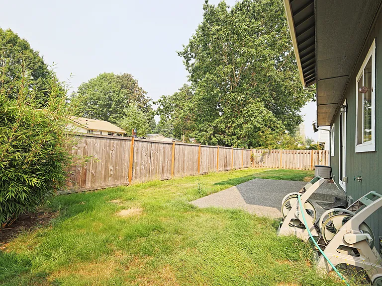 4006 NE 18th St — Photo 42
