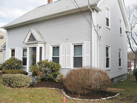 2nd image of 1333 Douglas Ave