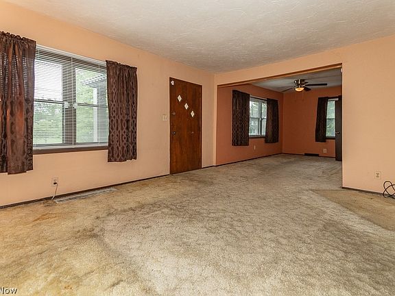 3rd image of 21300 Ball Ave