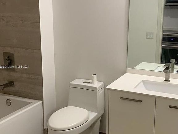 5th image of 1300 Brickell Bay Dr Unit 1-1712