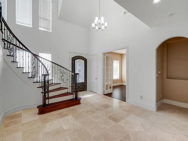 1012 Mallard Way — Photo 3
