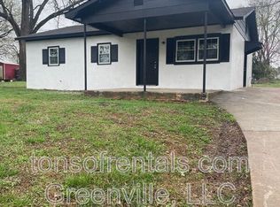 521 W Robinson St, Gaffney, SC 29341