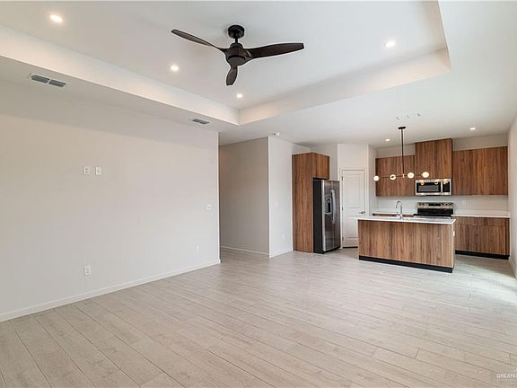 3rd image of 3501 Duke Ave #4