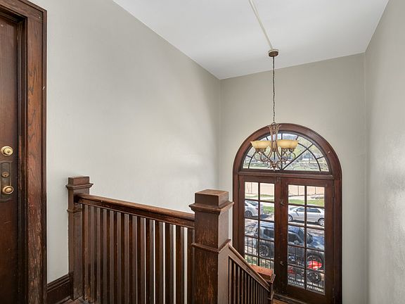2nd image of 3125 Aldrich Ave S #4