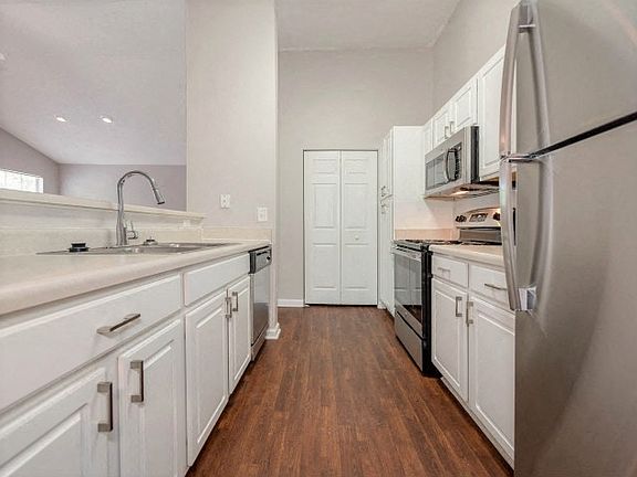 4th image of 1000 Arbor Keats Dr #3-3102