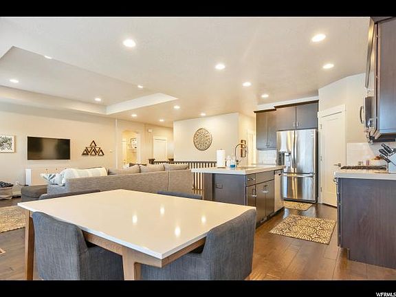5th image of 2150 W Amber Blossom Way