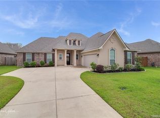 339 Camelback Dr, Bossier City, LA 71111