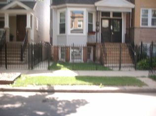 3324 N Leavitt St #2, Chicago, IL 60618