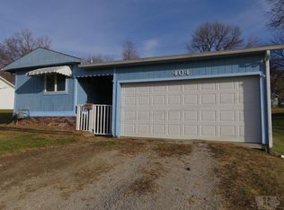 404 S Cass St, Mount Ayr, IA 50854
