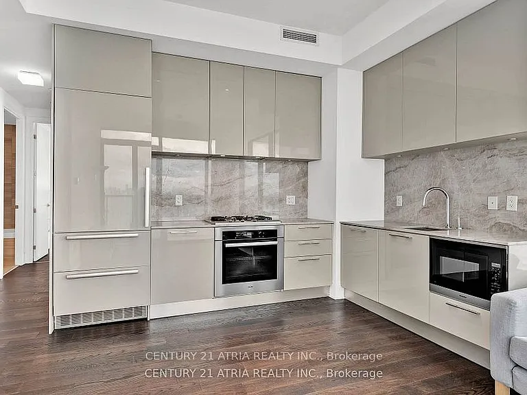 50 Charles St E #4906 — Photo 26
