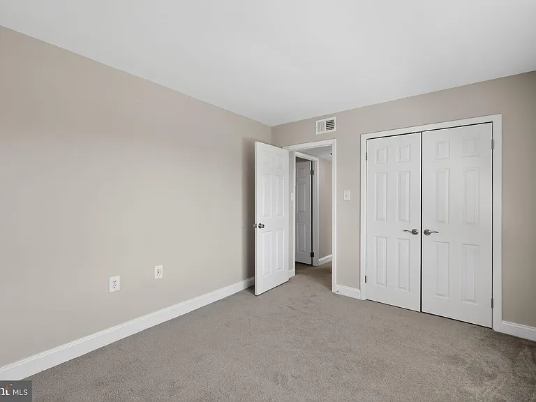 Clubhouse Dr SW — Photo 9