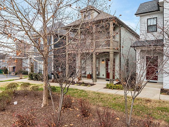 5th image of 102 Walden Village Ct