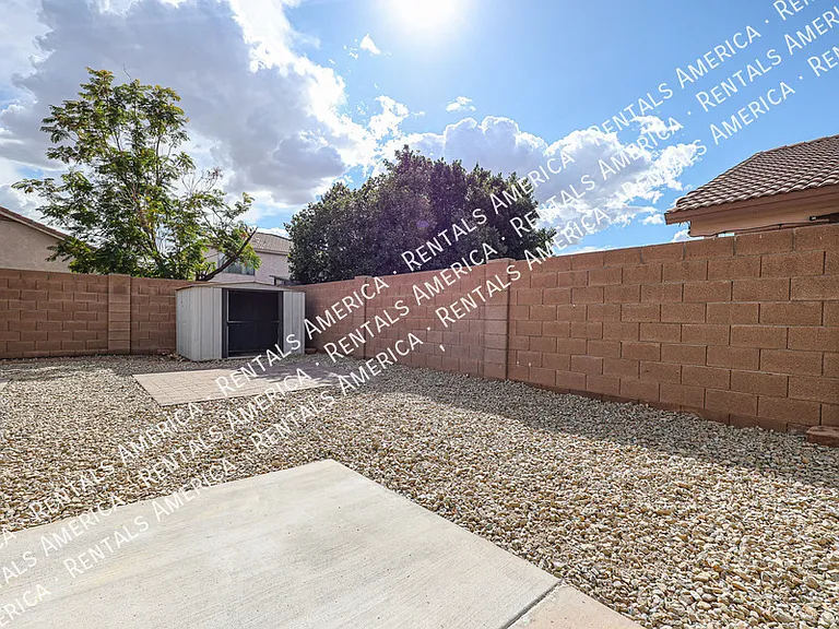 12731 W Sharon Dr — Photo 41