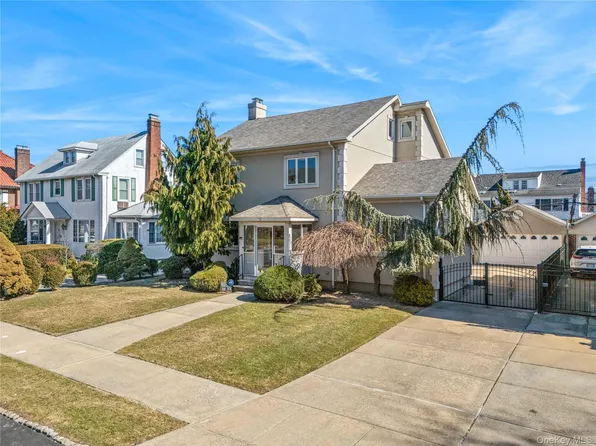 3323 158th Street, Flushing, NY 11358