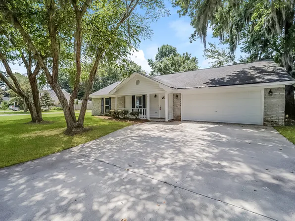 8117 N Ridgebrook Dr, North Charleston, SC 29420