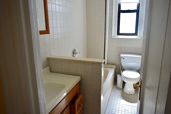 Rented by Farran & Associates | media 8