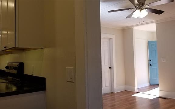5th image of 603 SE 18th St