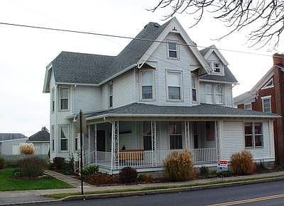 1st image of 309 Main St