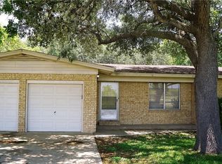 400 Domino Five, Seguin, TX 78155