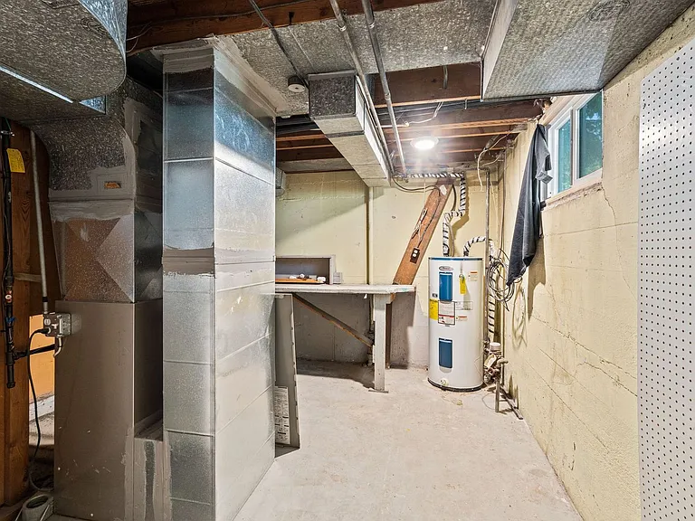 5504 N Post St — Photo 27