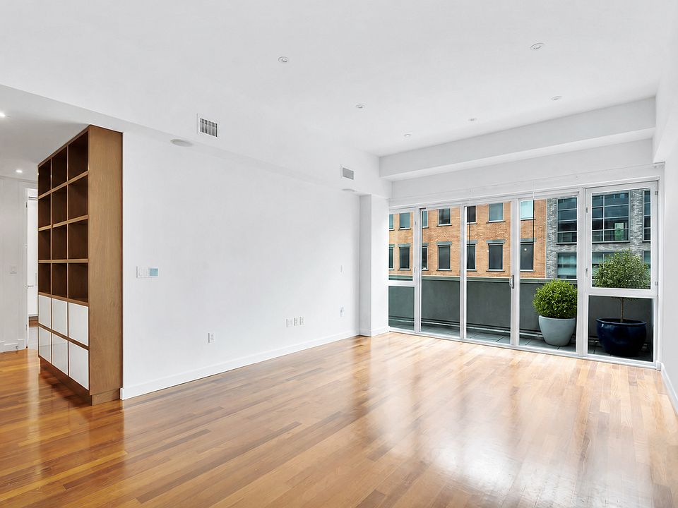 1st image of 125 N 10th St APT S3d