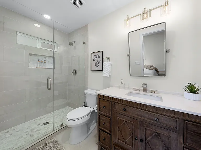 4062 Goldfinch St — Photo 14