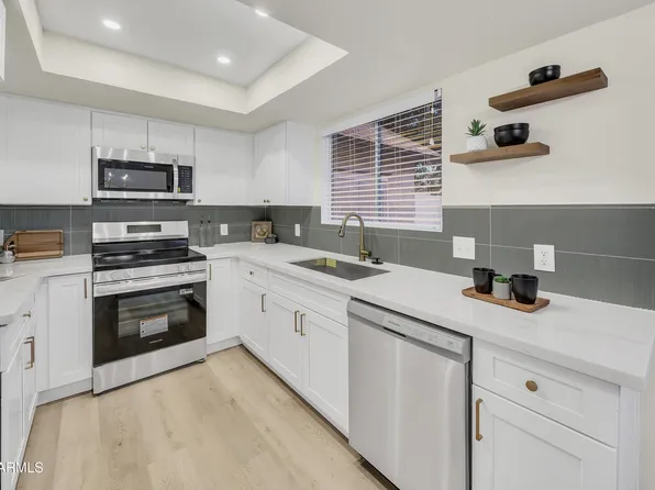 4821 W LOMA Lane, Glendale, AZ 85302