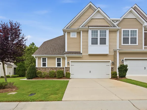 323 Acorn Hollow Pl, Durham, NC 27703