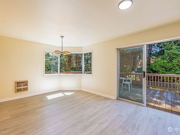 4th image of 7919 272nd Street NW