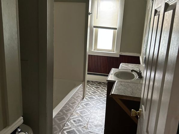 192 Pine St #194