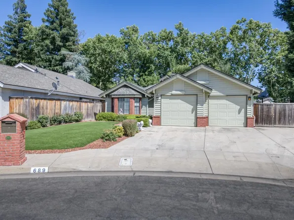 689 E Pintail Cir, Fresno, CA 93730