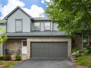 703 Longwood Dr, Algonquin, IL