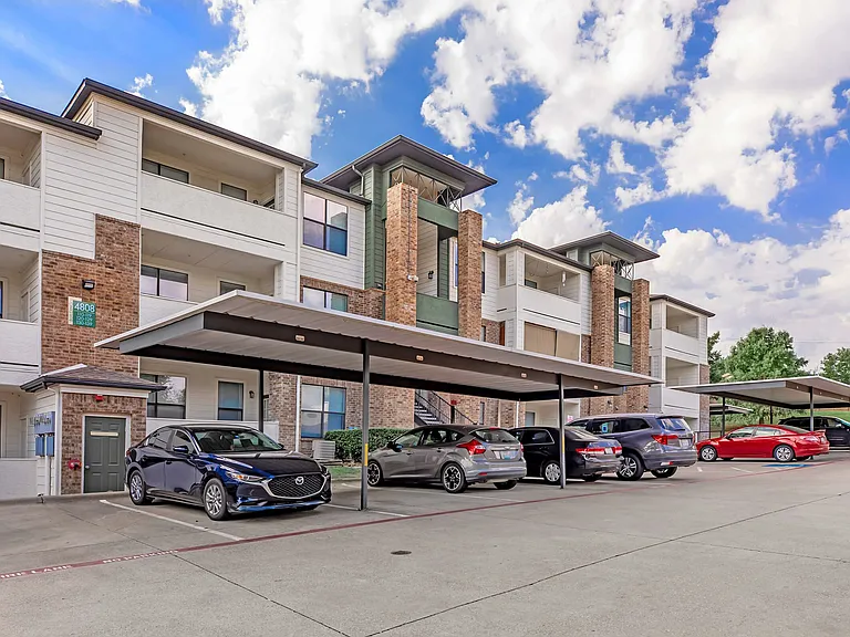 The Ventura Apartments — Photo 7