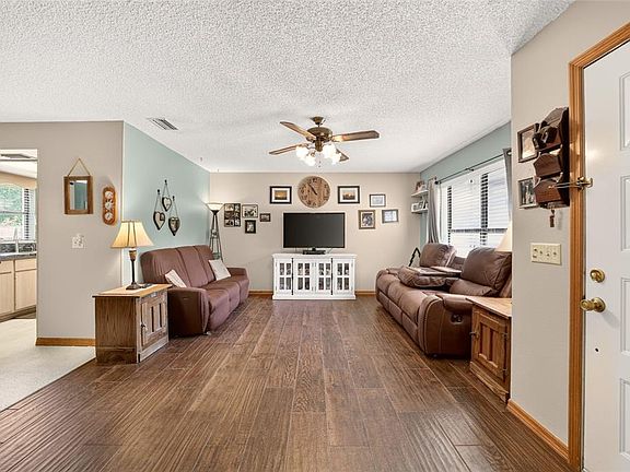 2nd image of 3820 NE 16TH COURT