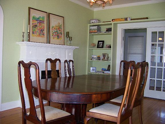 5th image of 418 Plum St