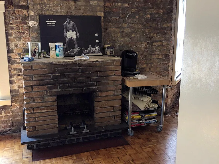 2438 N Clark St #3F — Photo 5