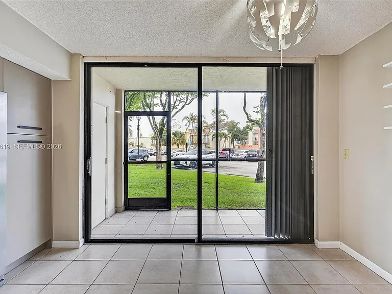 8065 SW 107th Ave #106 — Photo 5