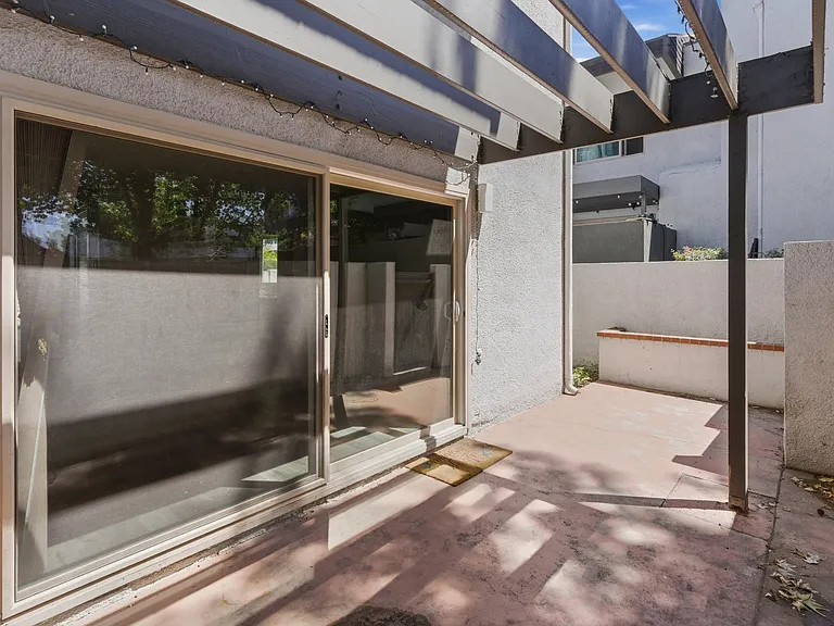 6872 Lampson Ave — Photo 24