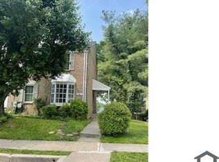 28 Hamlet Dr, Owings Mills, MD 21117